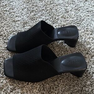 Black Chunky Sole Mules with Wide Straps